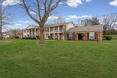 8300 Sawyer Brown Rd