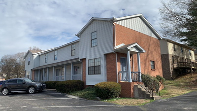 1510 W Knollwood Cir