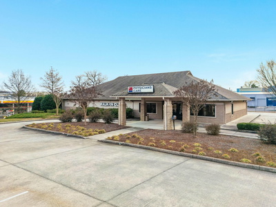 1494 Stuart Road, NE