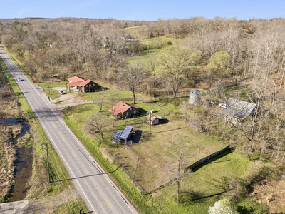 852 Highway 100, W