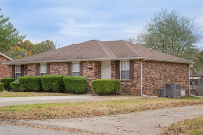 634 R S Bradley Blvd