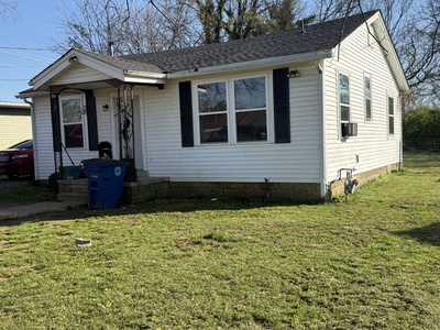 244 E Cedar St