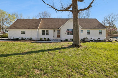 1437 Twin Feather Dr