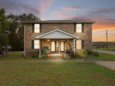 5608 Highway 48, N
