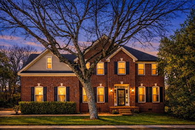 Exterior view of 224 Spy Glass Way in Hendersonville, TN