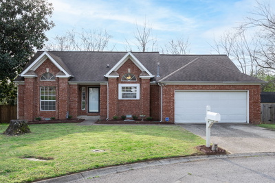 Exterior view of 605 Pebblestone Ct in Old Hickory, TN