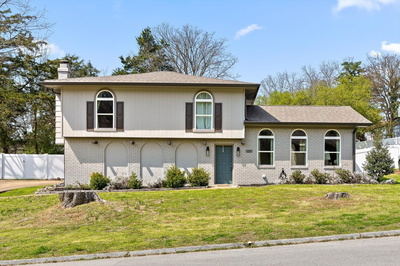 109 Rolling Ridge Drive