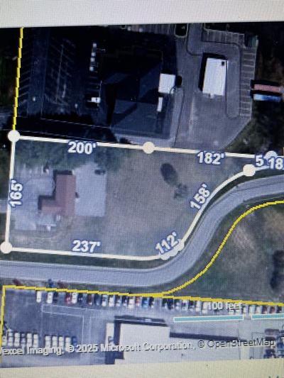 2012 N Main St