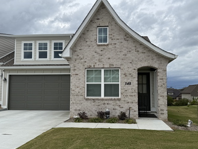 548 Byres Ct