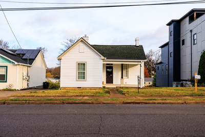 1111 Glenview Dr