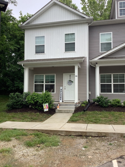146 Kathryn Ct