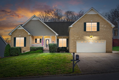 567 Winding Bluff Way