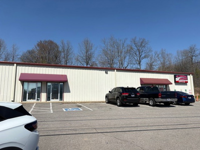 221B W Dunbar Cave Rd