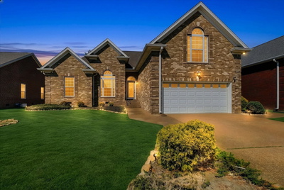 Exterior view of 1009 Stonehollow Way in Mount Juliet, TN