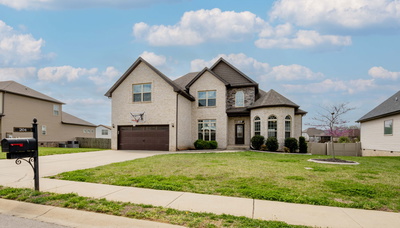 204 Bluebriar Trace