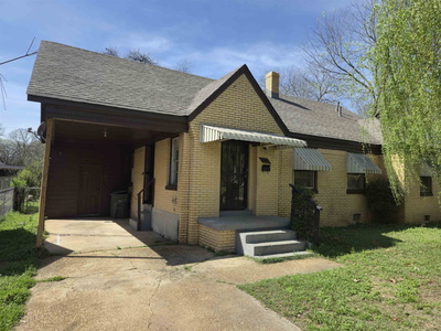 Exterior view of 1035 TREADWELL ST in Memphis, TN