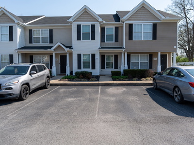 1306 Tweedle Ct