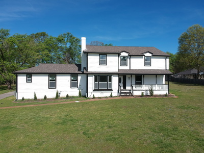 1710 Hickory Trace Dr