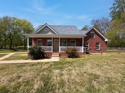 1666 Sparkleberry Dr