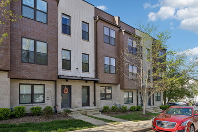 1313 Wade Ave
