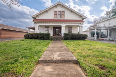 235 Pulaski St