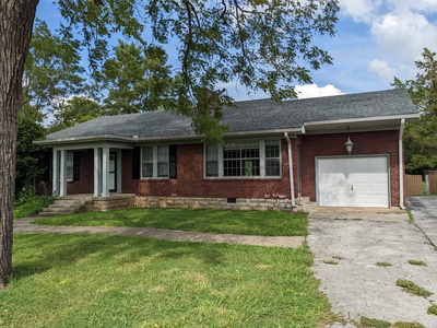 1289 Hunters Point Pike