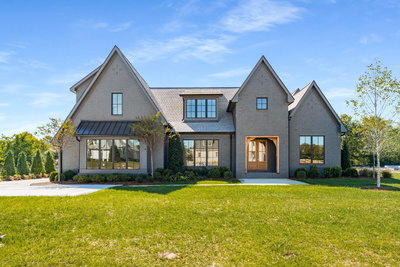 6033 Frazier Park Ln