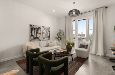 1247 Martin St