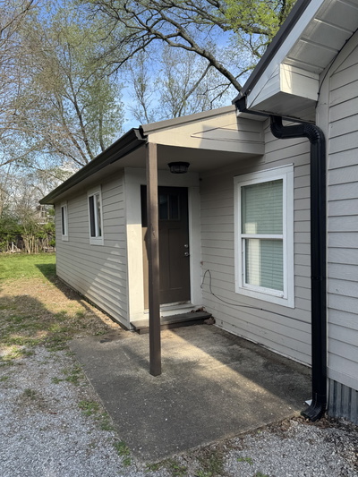 317 Cemetery Ave