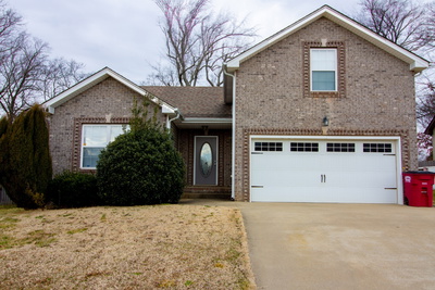 1853 Jackie Lorraine