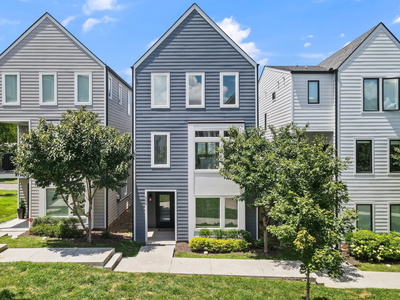 225 Sterling Point Cir