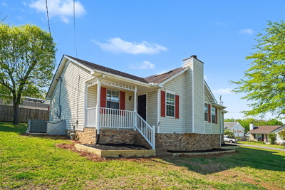 Exterior view of 3112 Country Way Rd in Antioch, TN