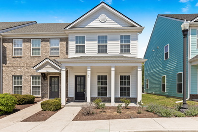 242 Mansfield Dr