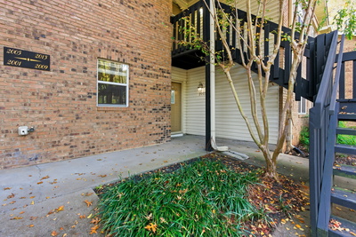 2009 Emery Ln