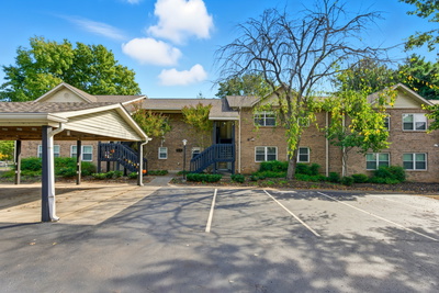 2009 Emery Ln
