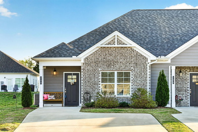 200 Bellingham Cove, NE