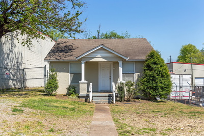 2412 Felts Ave