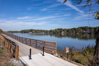 103 Peninsula Park Dr