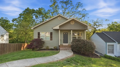 3806 Kingwood Circle
