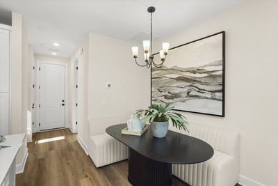 309 Lynwood Station Boulevard