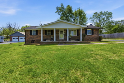 22 Larkspur Ave