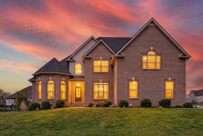 100 Hayward Fields Dr