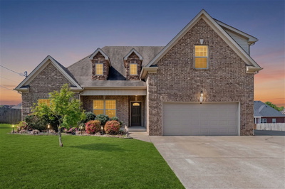 1021 Brokencreek Ln