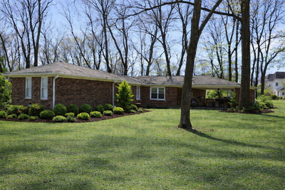 101 W Hillwood Dr