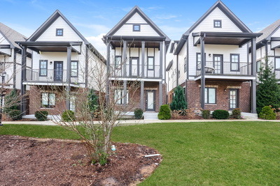 1244 Hillwood Private Cv