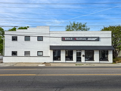 308 W College St
