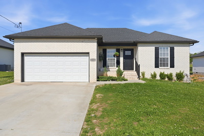 402 Rose Ln