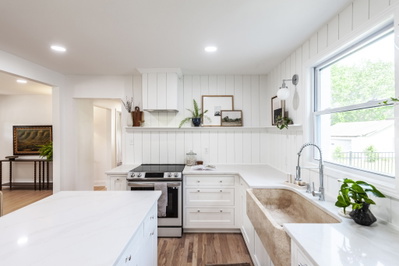 921 Lemont Ct