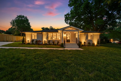 366 Barrywood Dr