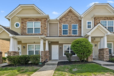 112 Cobblestone Place Dr